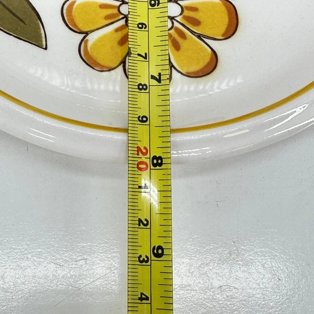 Mikasa Ceramic Salad Dessert Plate Light 'N Lively Happy Pattern D5352 7.75